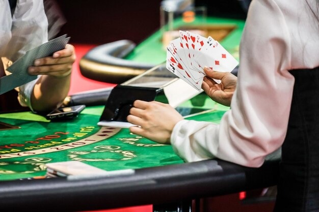 rekt Platinum VIP lounge interface with exclusive high-stakes baccarat table
